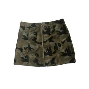 H&M High waisted Camo Zipfront size 10 Skirt